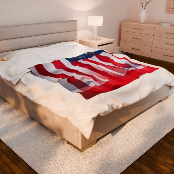 British American Velveteen Plush Blanket - Image 8