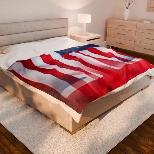 British American Velveteen Plush Blanket - Image 12